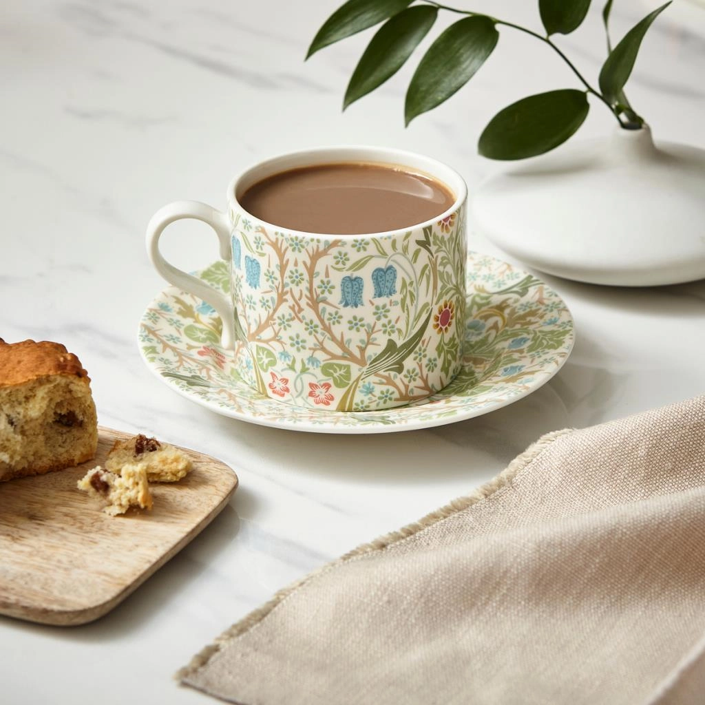 Spode Morrıs & Co 7.3 Cm Blackthorn Cay Fıncan Ve Tabagı
