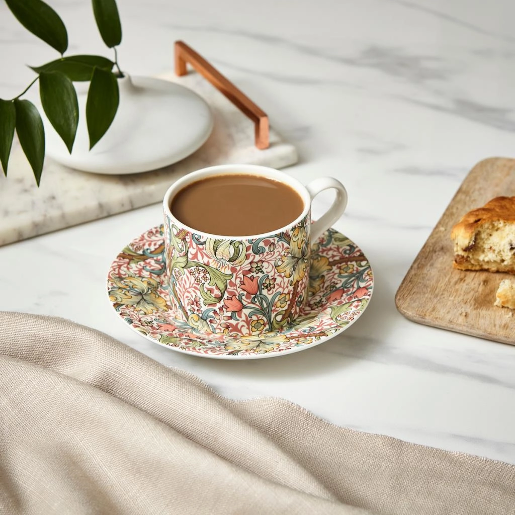 Spode Morrıs & Co 7.3 Cm Golden Lıly Cay Fıncan Ve Tabagı